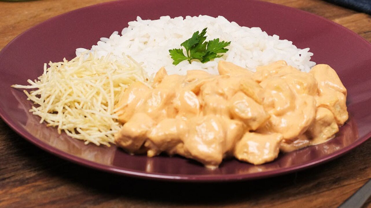 Almoço: Strogonoff
